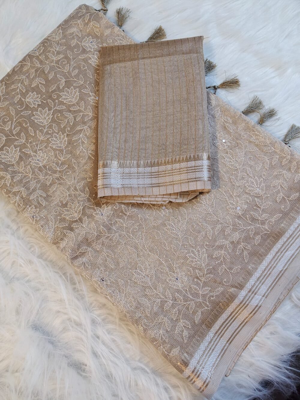 A Royal and Luxurious Beige Saree, crafted by one of India’s top designers- The Closet Saree - Image 3