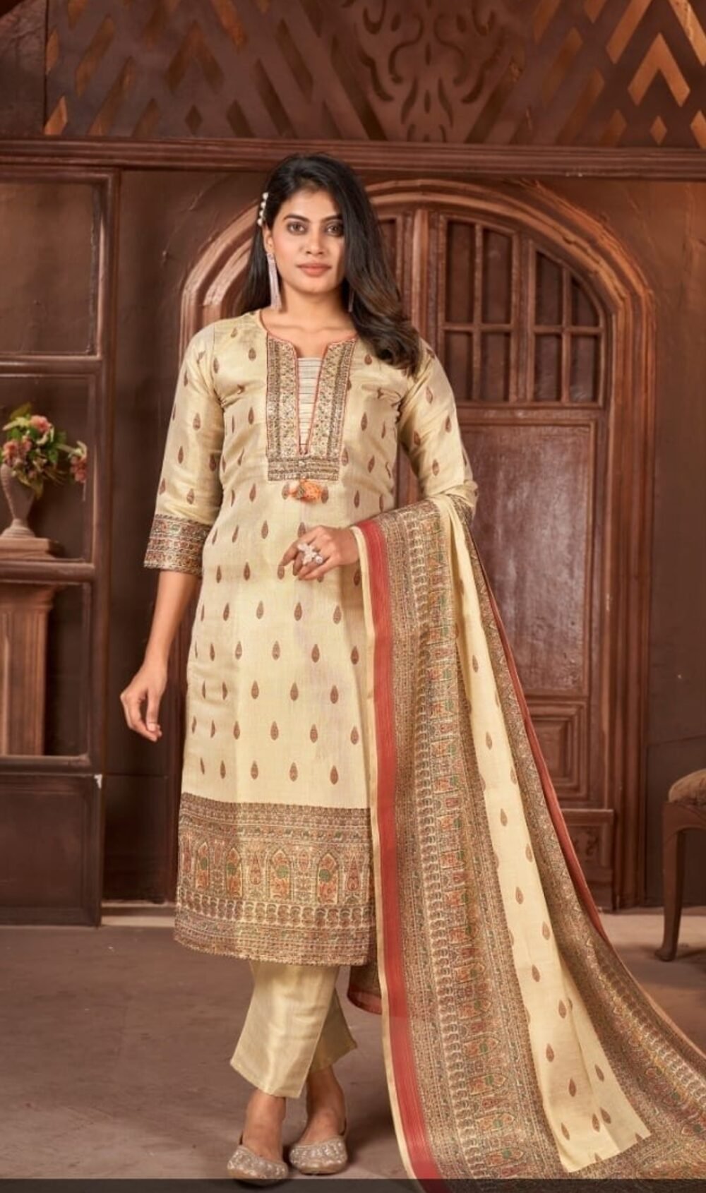 Charming Women’s Silk Suit Set - Image 2