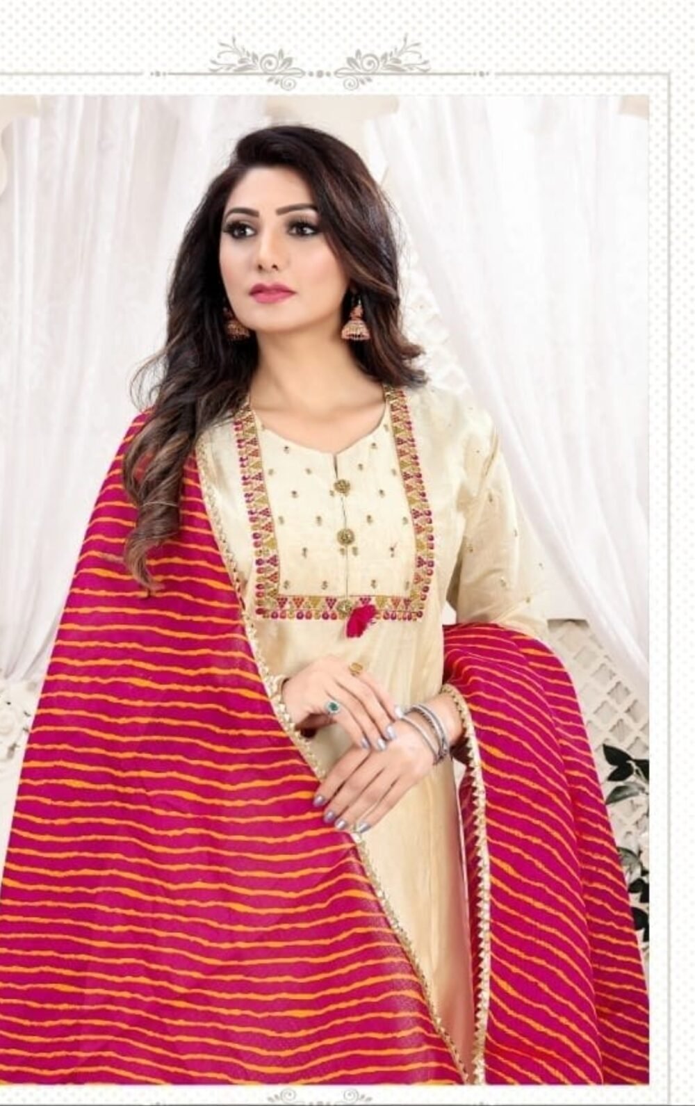 Elegant Women’s Suit Set Adorned with Embroidery on the Neck