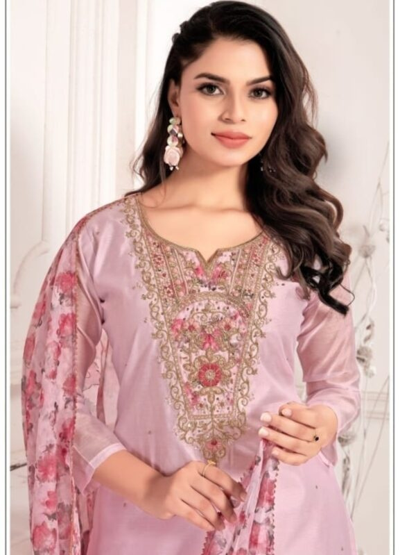 Elegant & Graceful Silk Salwar Suit Set