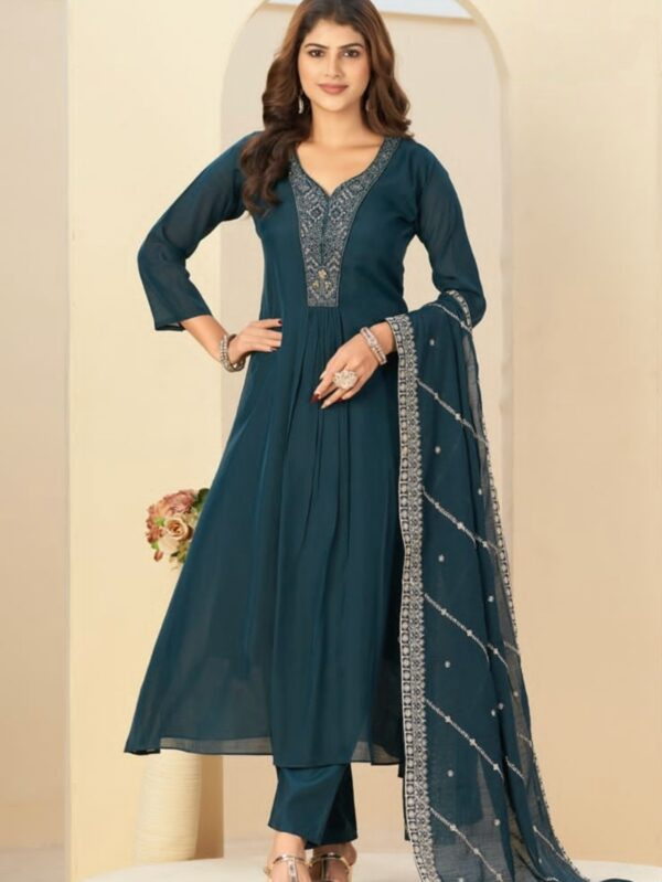 The Navy Blue Essentials