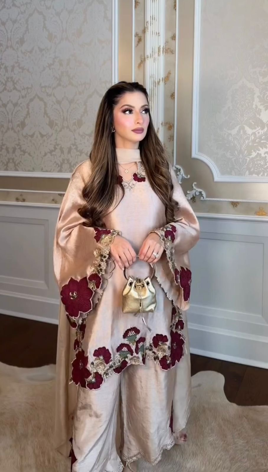 Elegant Roman Glass Embroidered Kurta Pant Dupatta Set for Women - Image 8