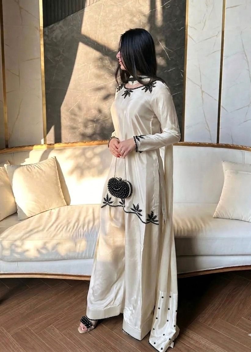 Women Kurta Set in Crepe Embroidered 3 Piece Suit for Women Party Wear Kurta Set