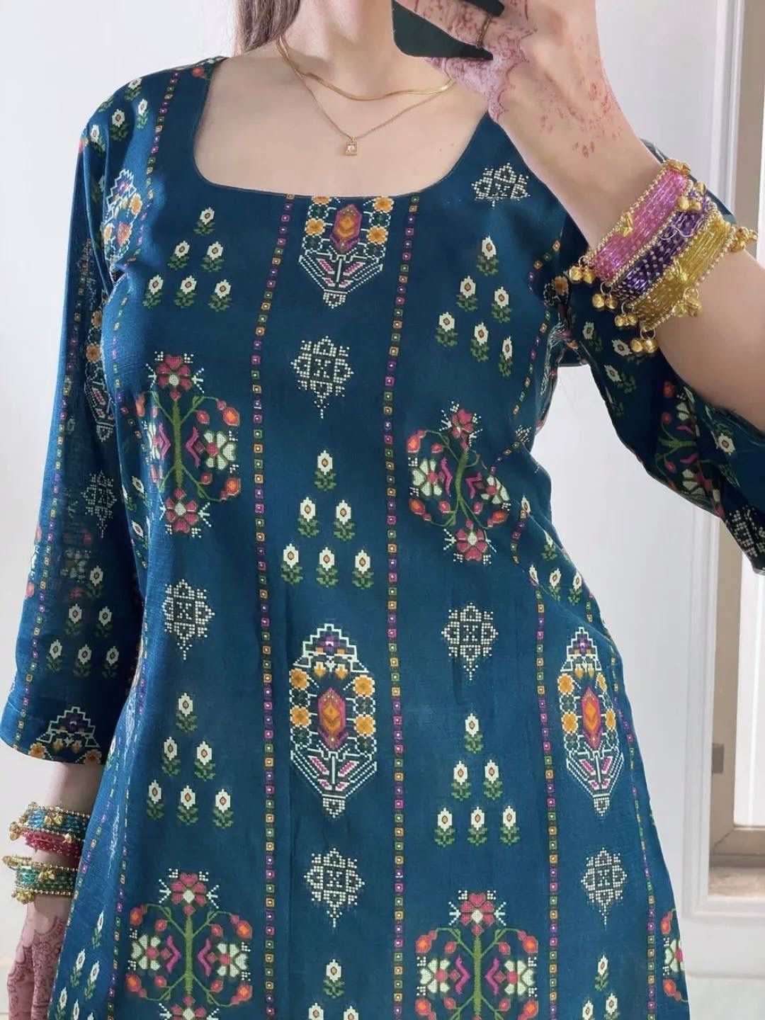 Elegant Maslin Cotton Farshi Co-Ord Set with Embroidered Plazzo - Image 4