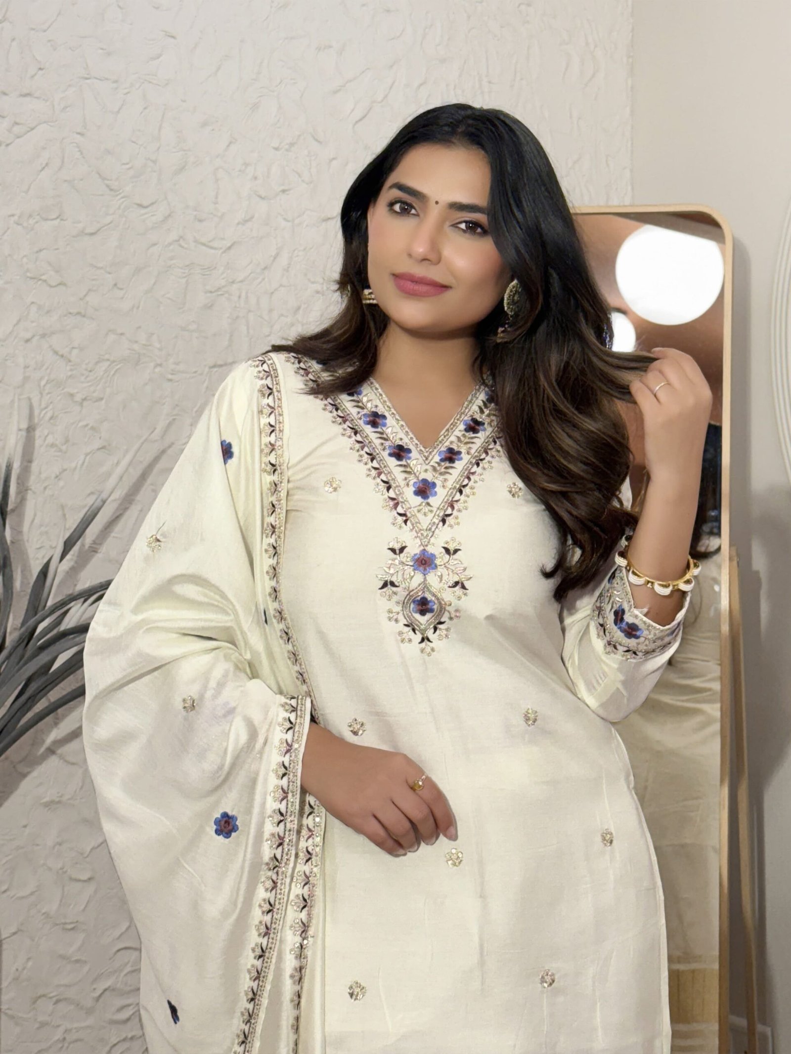 Pure Lagdi Chanderi Embroidered Kurta Set with Chanderi Cotton Dupatta - Image 6