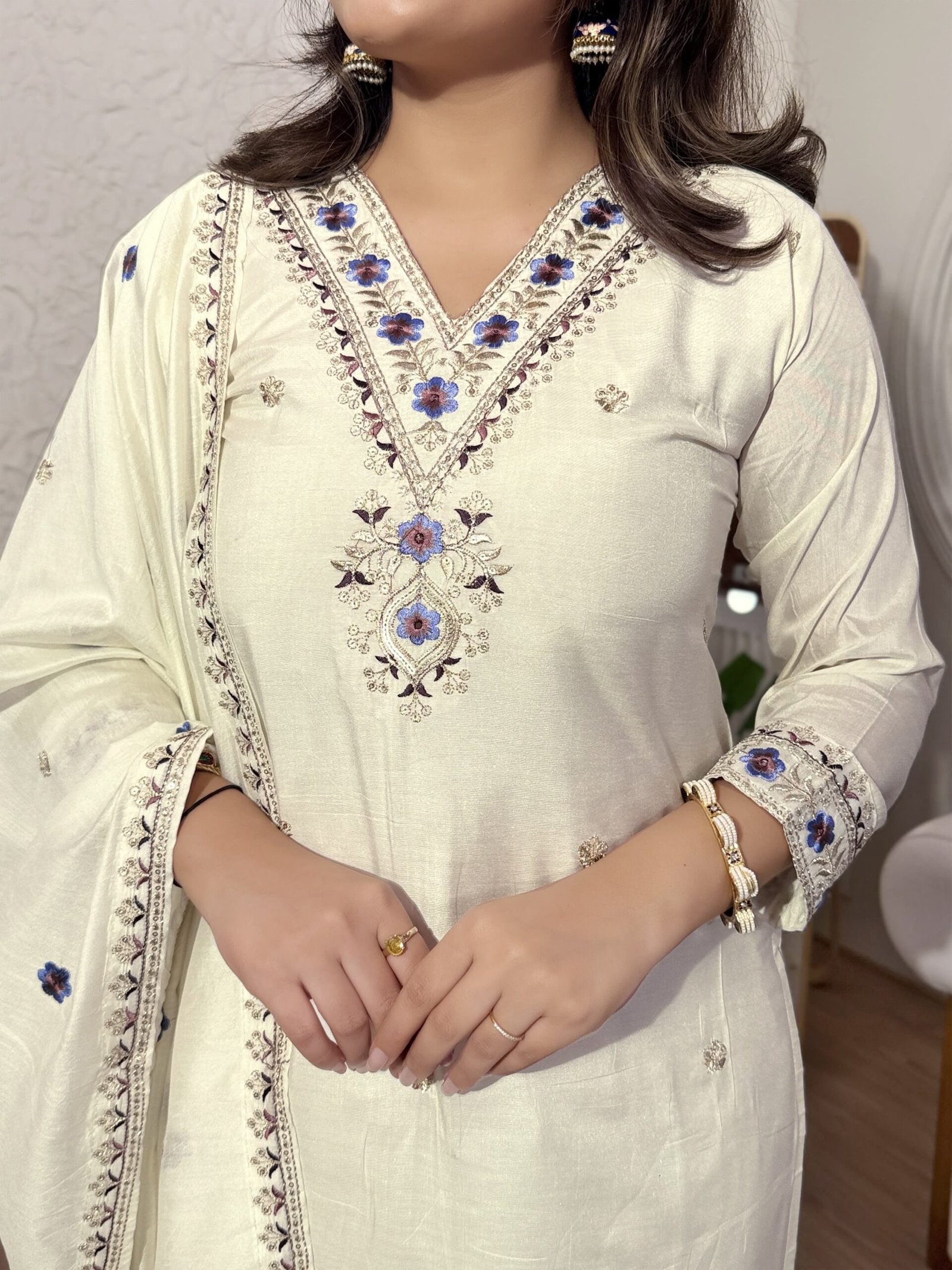 Pure Lagdi Chanderi Embroidered Kurta Set with Chanderi Cotton Dupatta - Image 7