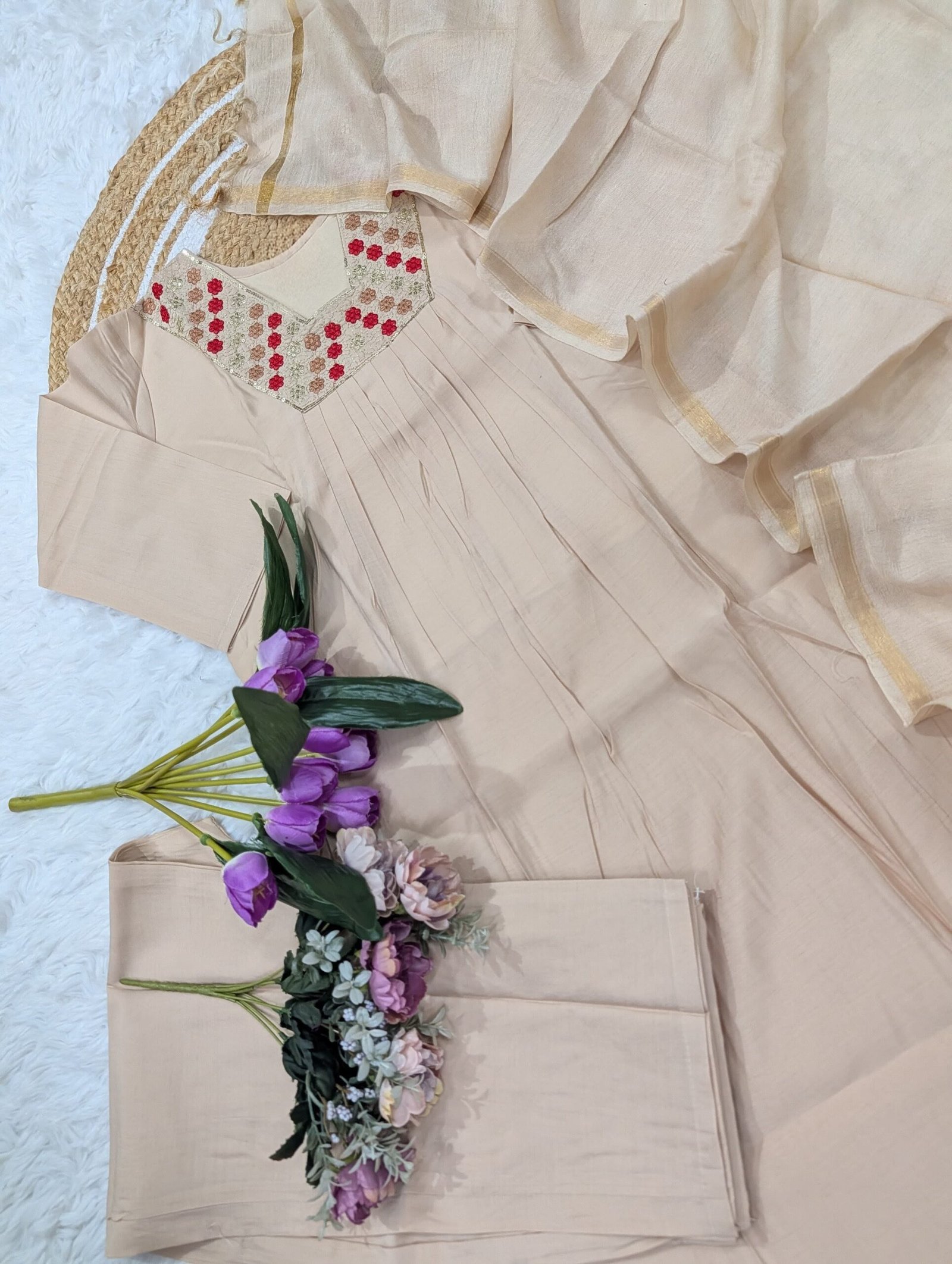Royal Grace Pure Viscose Chanderi Silk Kurta Set with Zari Dupatta - Image 4