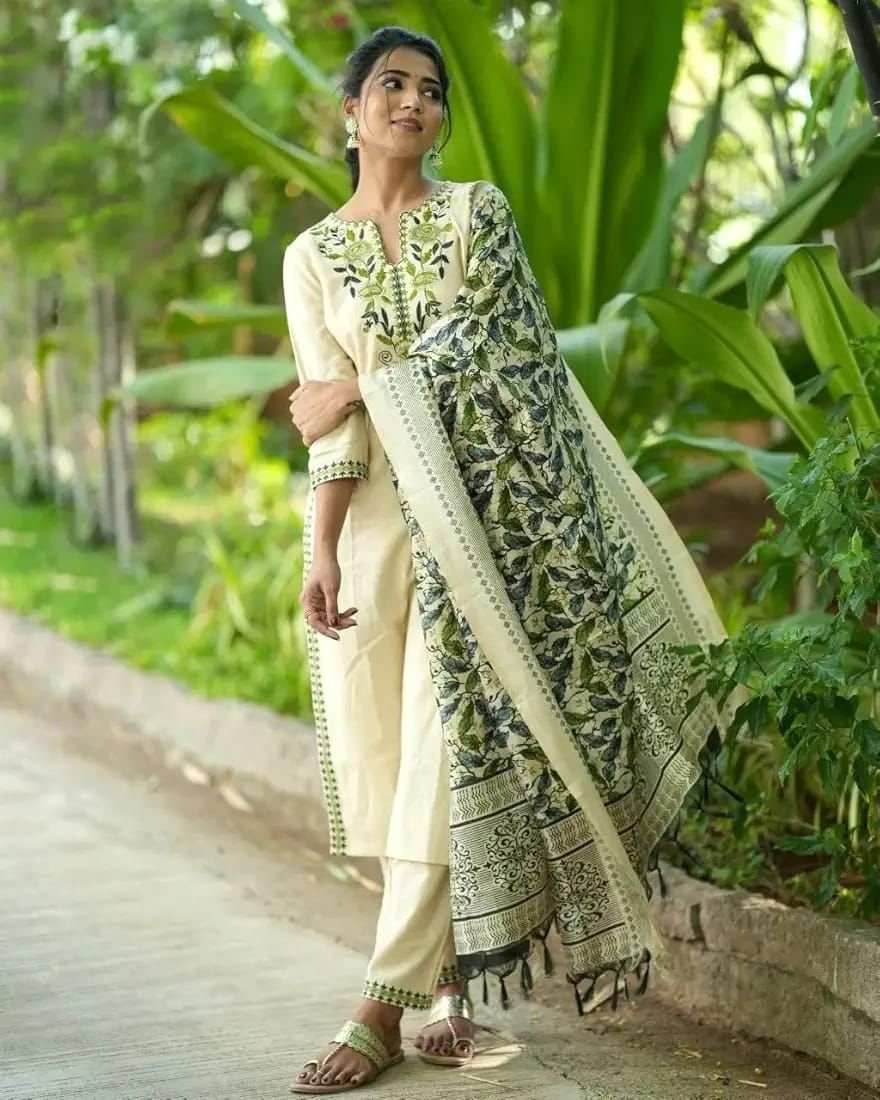 Women’s Heavy Embroidered Cotton Flex Kurta Pant Set with Khadi Silk Dupatta - Image 3