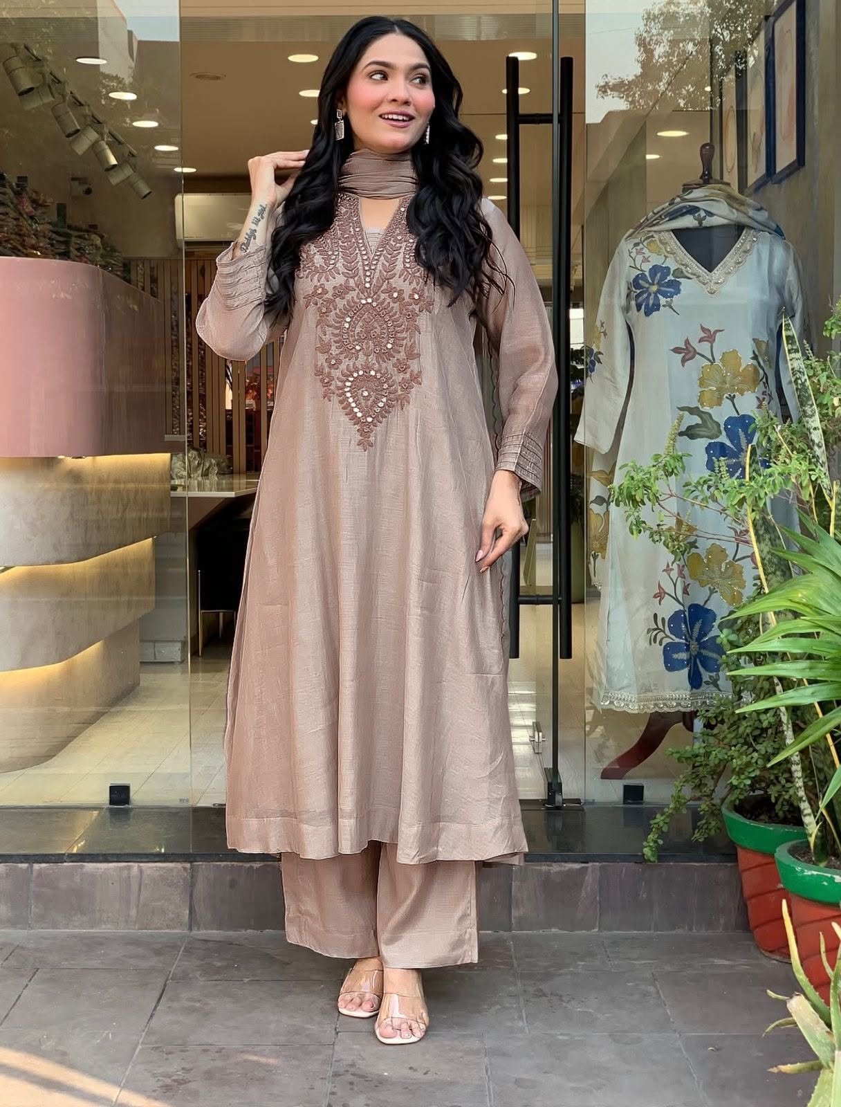 Premium Roman Silk Embroidered Kurta Pant Set with Chanderi Silk Dupatta for Women - Image 4