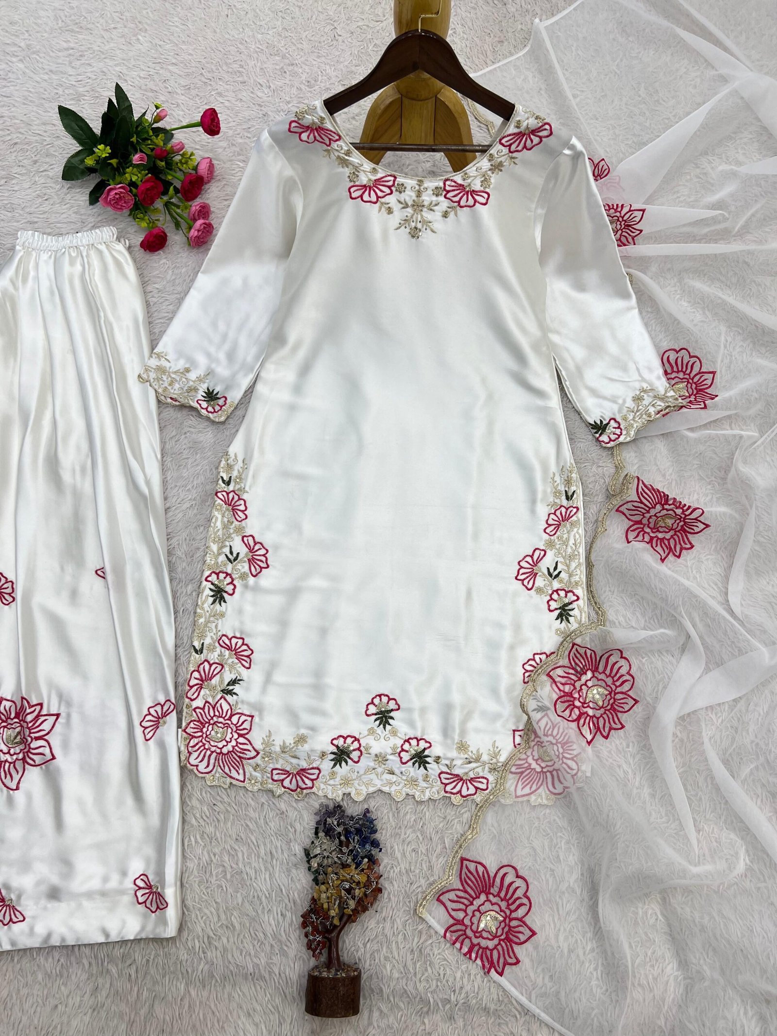 Pure Devsena Silk Heavy Embroidered Farshi Shalwar Suit Set with Organza Dupatta - Image 5
