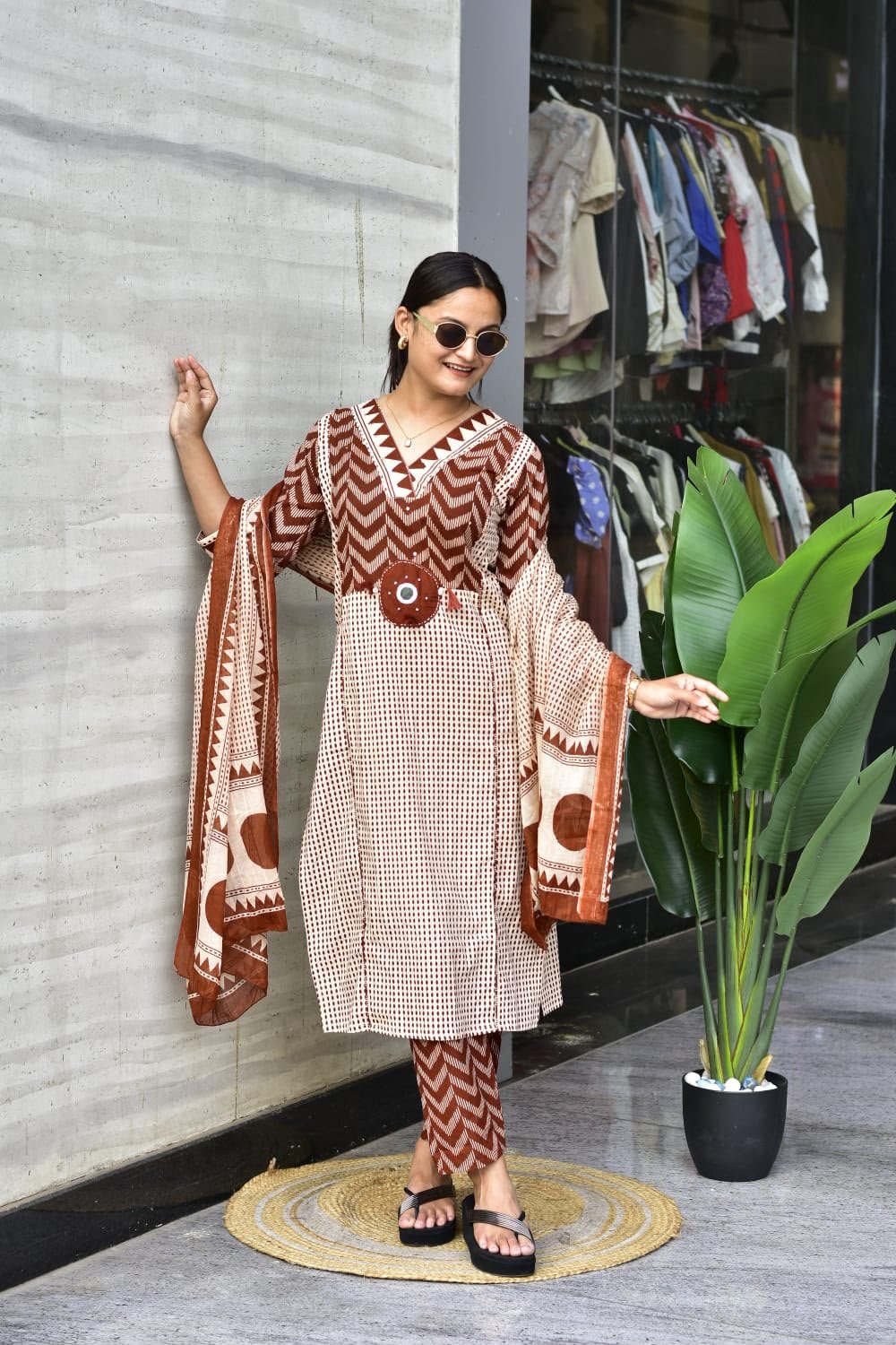 Premium Jaipur Cotton Kurti Set with Pant & Dupatta for Women | Handwork Ethnic Wear - Image 4